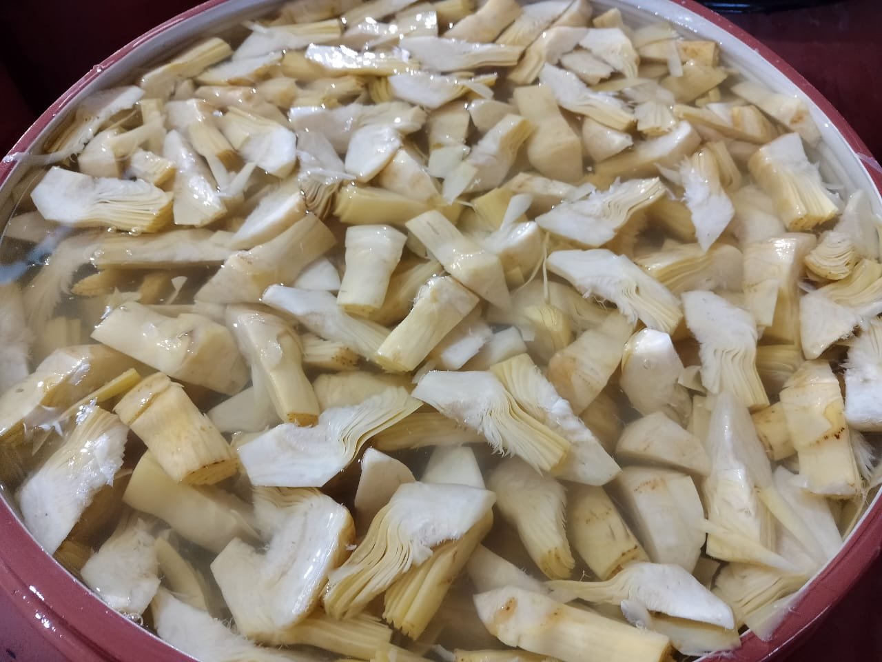 Artichoke Quarters in Brine