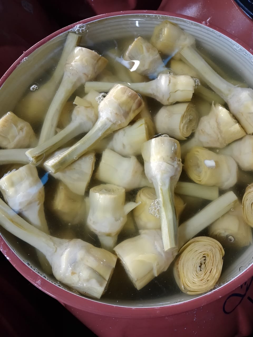 Whole Artichoke with Stem in Brine